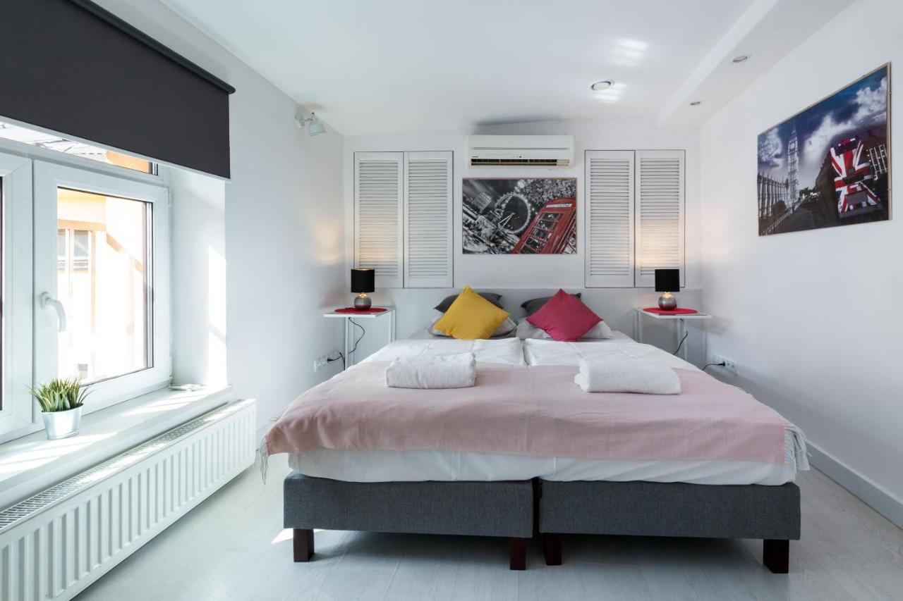 Wawel Cracow Old City Apartments - Friendhouse Apartments คราคูฟ ภายนอก รูปภาพ