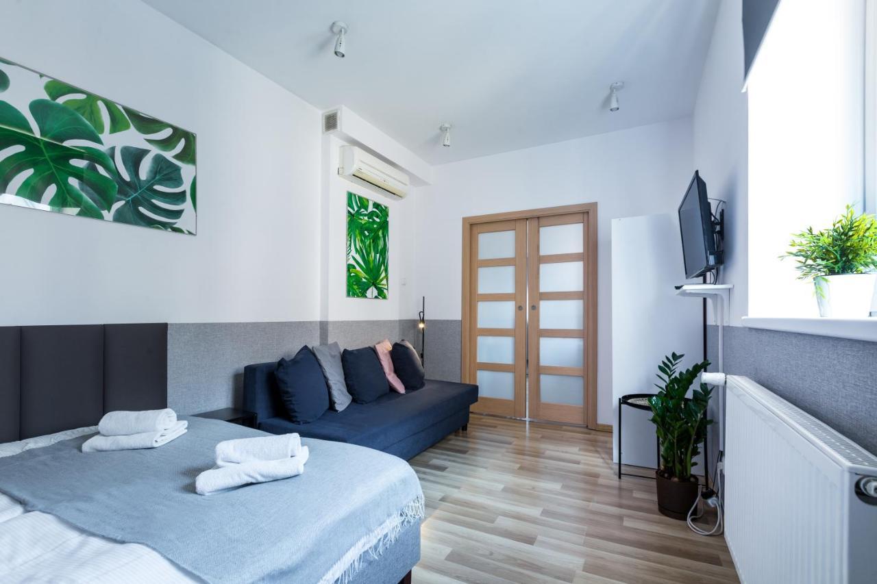 Wawel Cracow Old City Apartments - Friendhouse Apartments คราคูฟ ภายนอก รูปภาพ