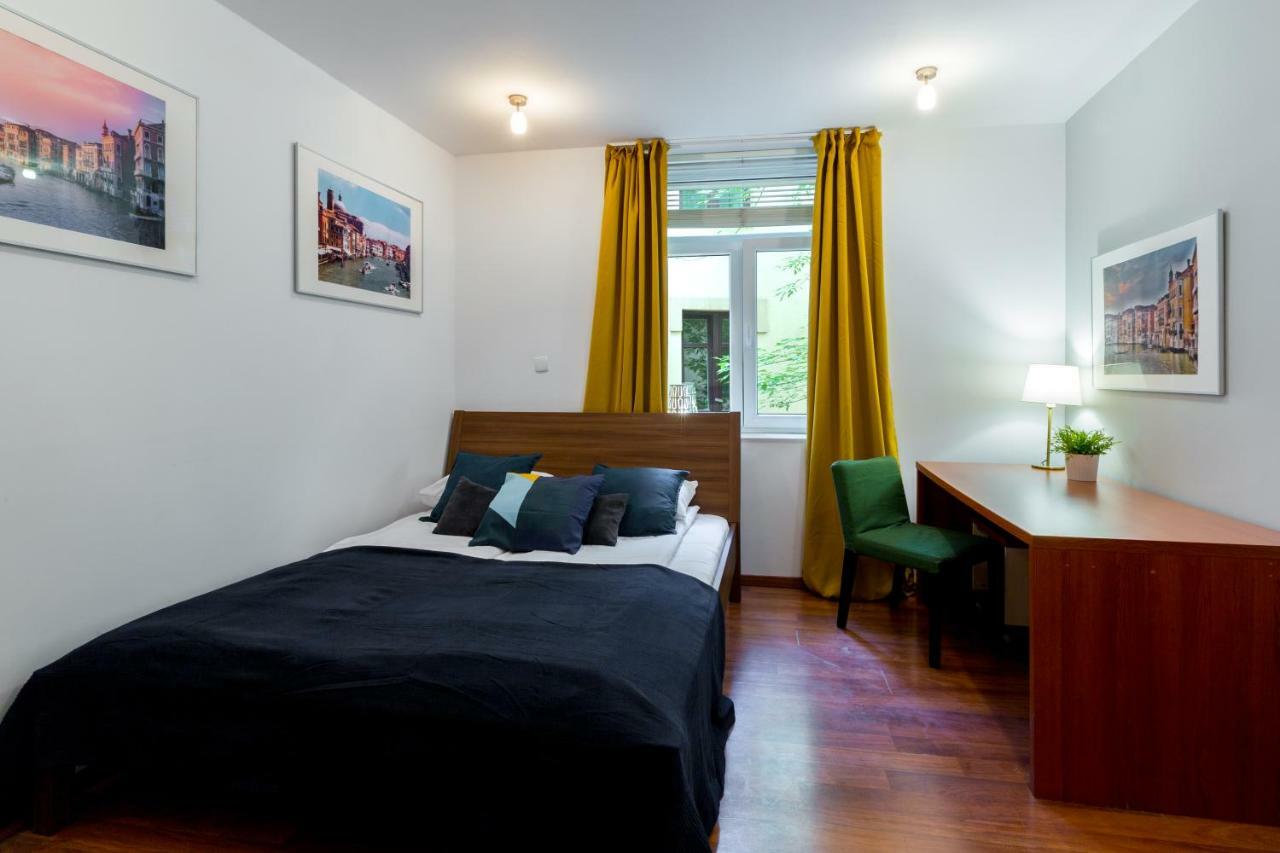 Wawel Cracow Old City Apartments - Friendhouse Apartments คราคูฟ ภายนอก รูปภาพ